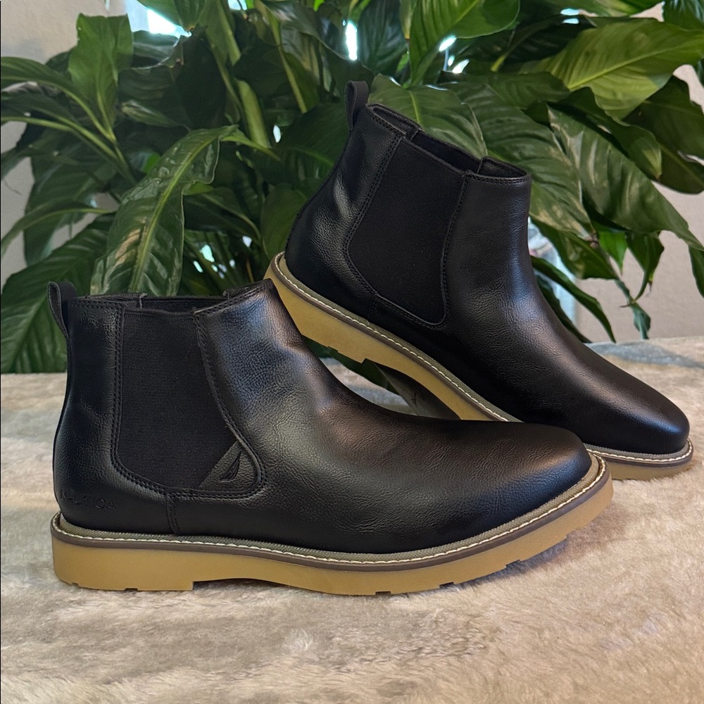 Nautica Grandt Black Chukka Ankle Boot - Men's Size 12